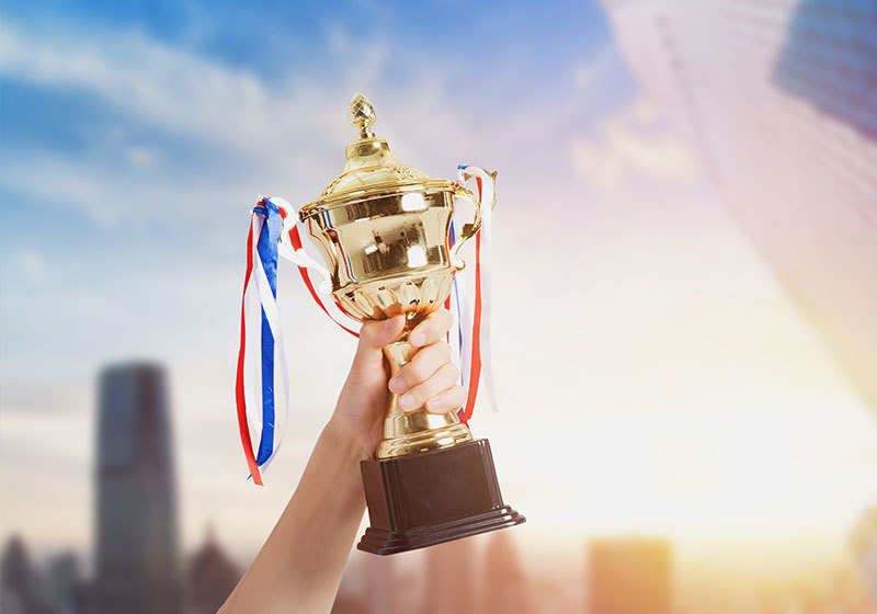 同心合力，一起向未來(lái)